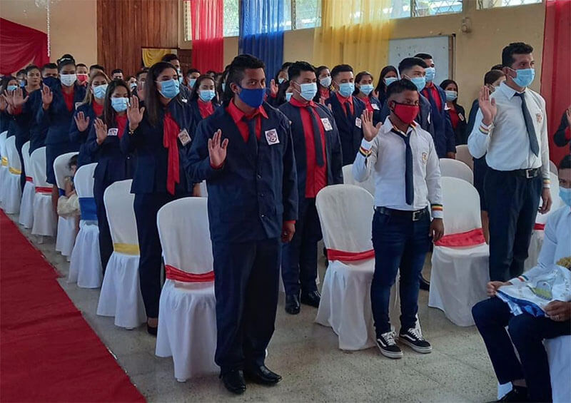 graduacion-docentes-primaria-nicaragua